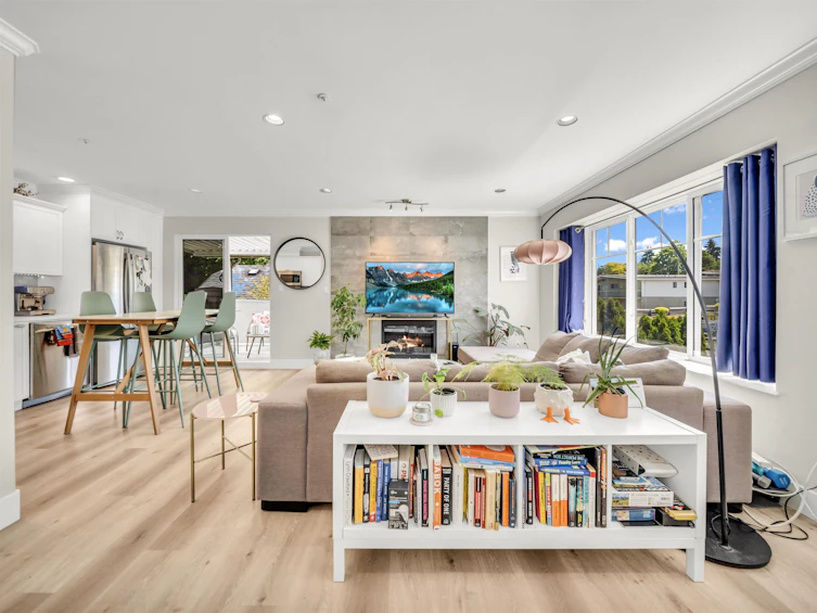 1089 East King Edward Avenue, Vancouver, BC, V5V 2E8