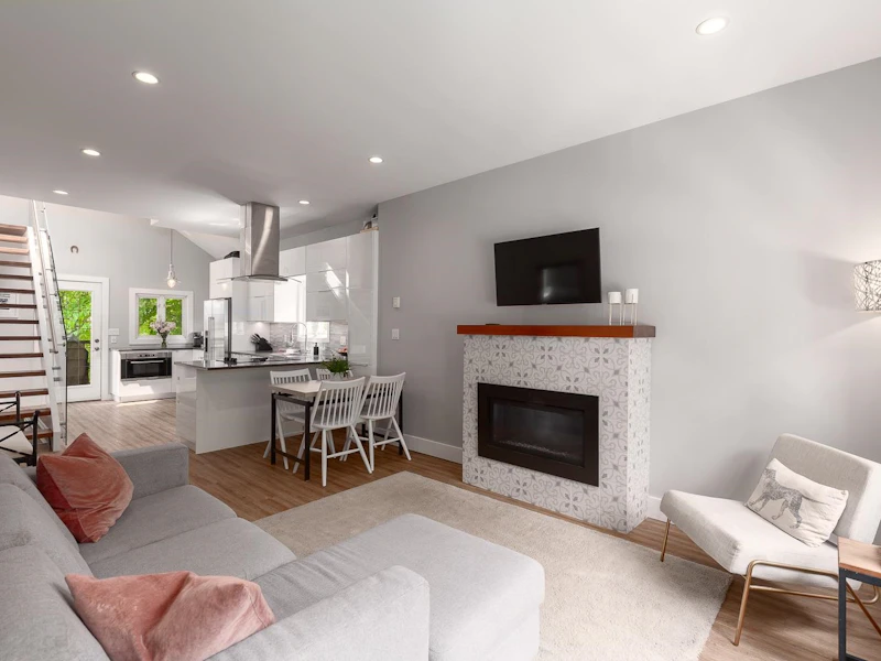 4462 John Street, Vancouver BC V5V 3X1