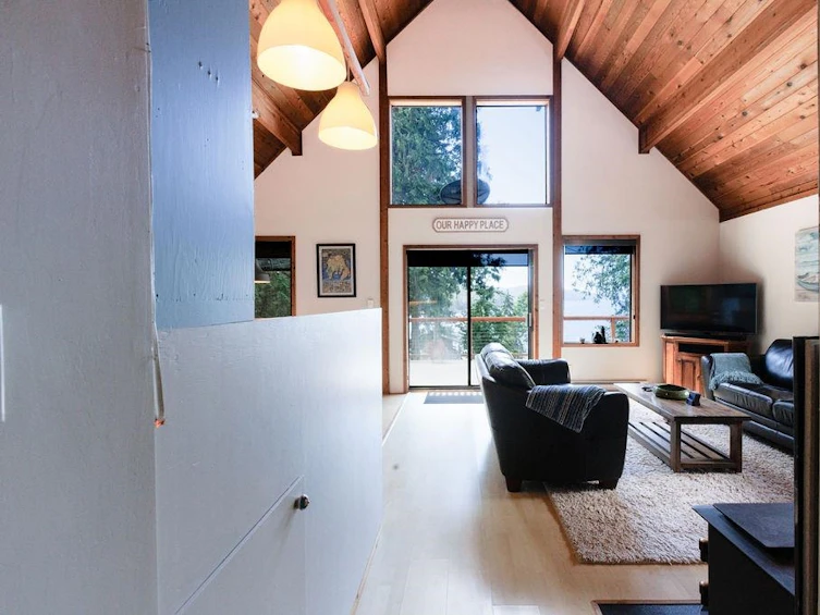 2426 Austin Road, Gambier Island, BC, V0N 1V0 - 16