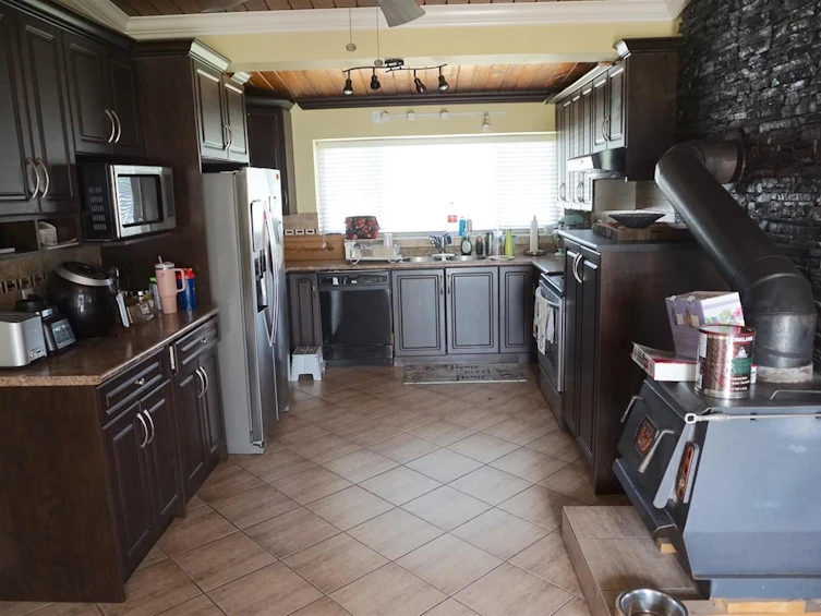 21700 River Road, Richmond, BC, V6V 1M4 - 9