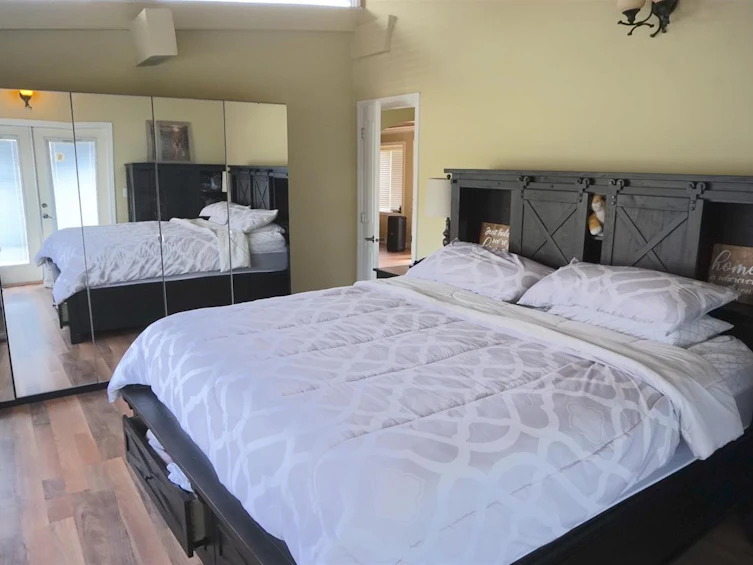 21700 River Road, Richmond, BC, V6V 1M4 - 12