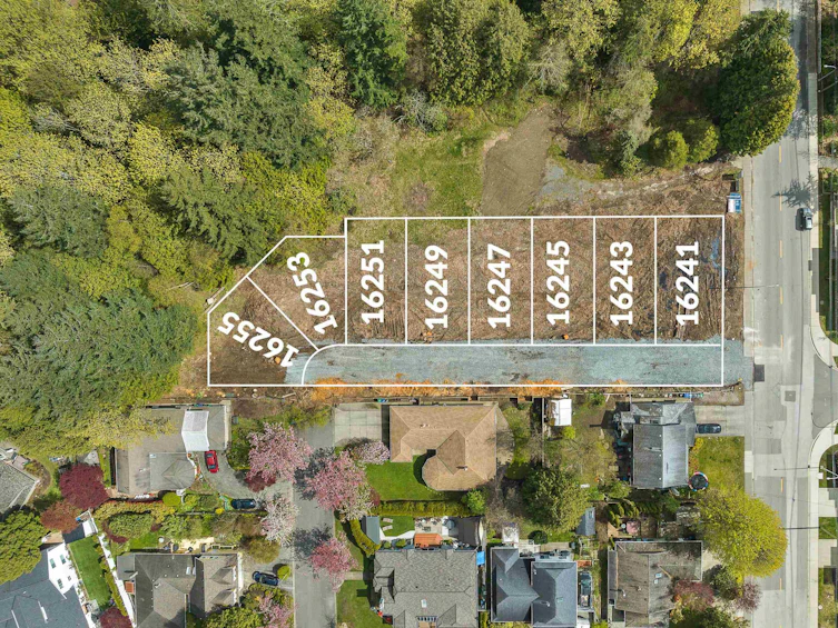 16241 10 Avenue, Surrey, BC, V4A 1A9 - 16