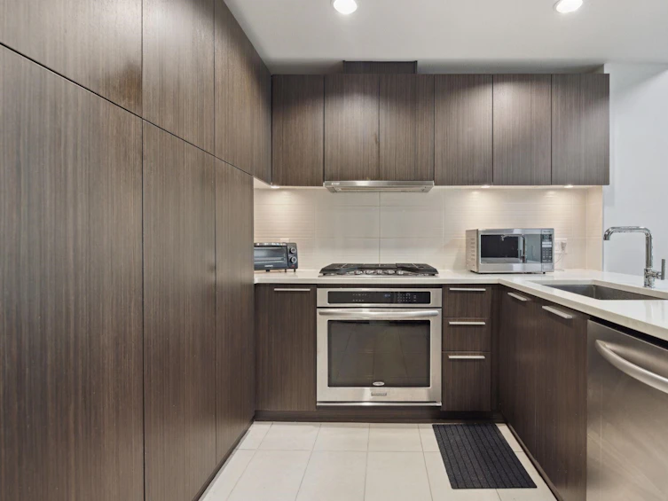 102-6033 Gray Avenue, Vancouver, BC, V6S 0G3
