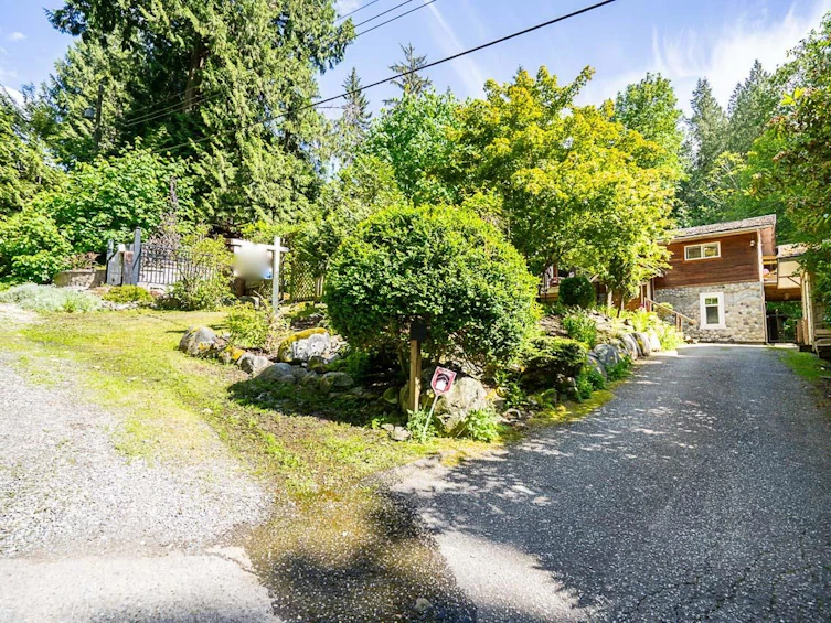 24700 110 Avenue, Maple Ridge, BC, V2W 1G7 - 4