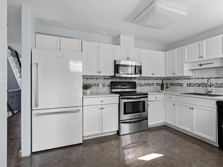 7-5926 Vedder Road, Chilliwack, BC, V2R 3V8 - 4
