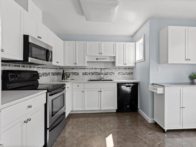 7-5926 Vedder Road, Chilliwack, BC, V2R 3V8 - 5