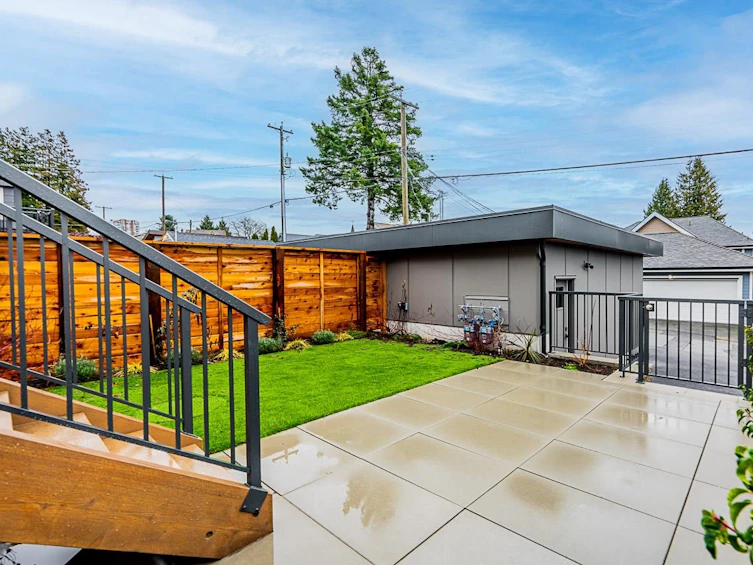 423 West Keith Road, North Vancouver, BC, V7M 1M2 - 29