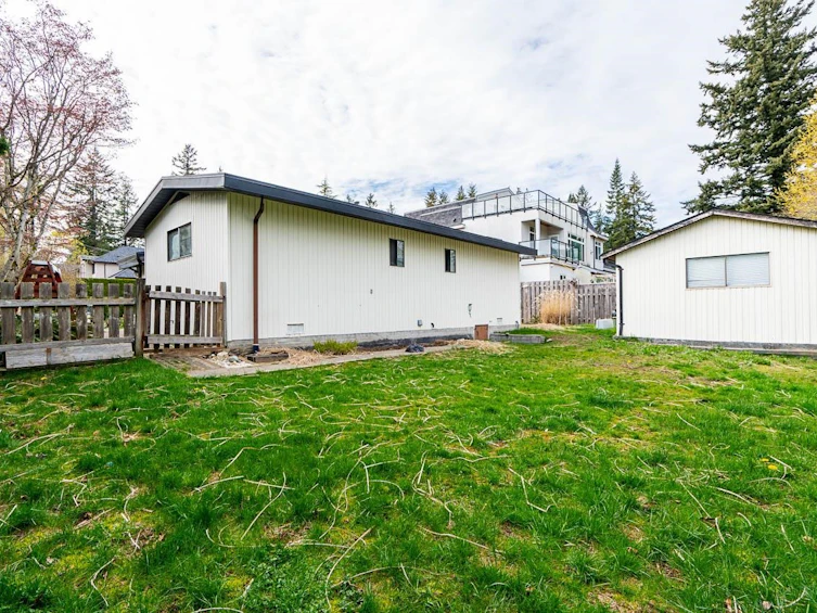 1766 139 Street, Surrey, BC, V4A 4G7 - 8