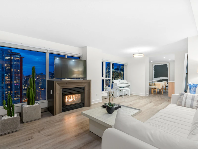 2604 - 183 Keefer Place, Vancouver BC V6B 6B9