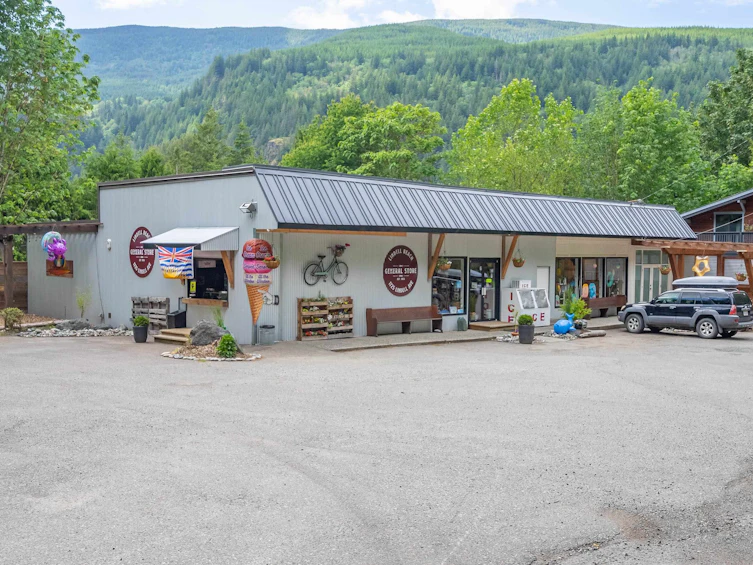1842 Whitlam Lane, Cultus Lake, BC, V2R 4X1 - 38