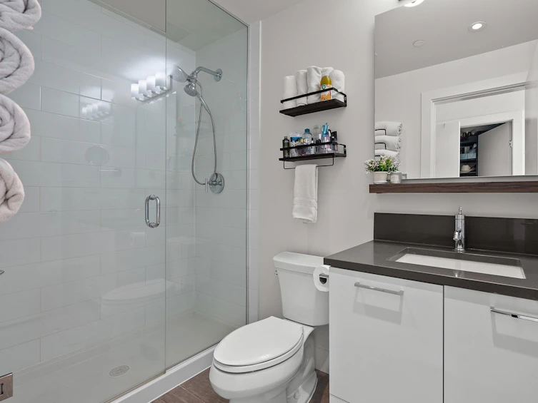 2406-258 Nelson's Court, New Westminster, BC, V3L 0J9 - 13