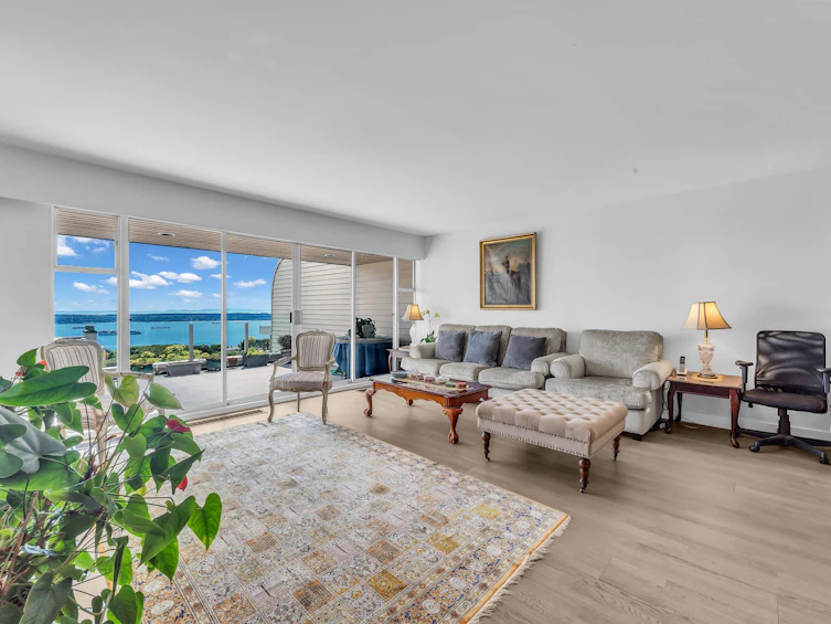 111-2274 Folkestone Way, West Vancouver, BC, V7S 2X7 - 4