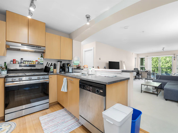 410-9319 University Crescent, Burnaby, BC, V5A 4Y5 - 7
