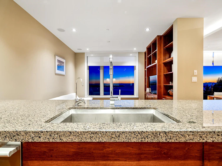 102-2575 Garden Court, West Vancouver, BC, V7S 0A2 - 20