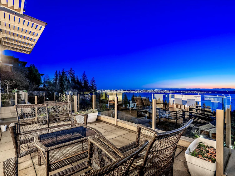 102-2575 Garden Court, West Vancouver, BC, V7S 0A2 - 33