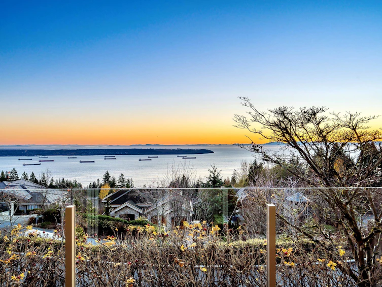 102-2575 Garden Court, West Vancouver, BC, V7S 0A2 - 34