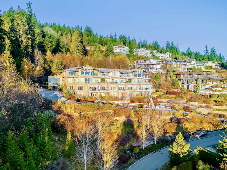 102-2575 Garden Court, West Vancouver, BC, V7S 0A2 - 40