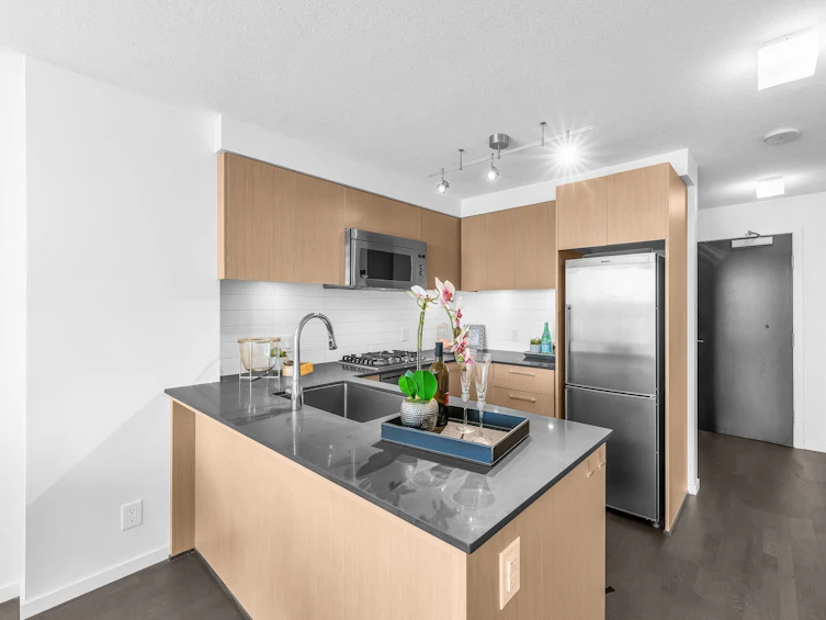 611-7988 Ackroyd Road, Richmond, BC, V6X 0K6 - 13