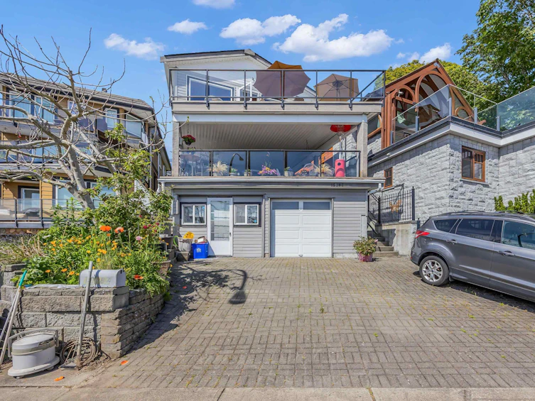 15187 Victoria Avenue, Surrey, BC, V4B 1G5 - 2