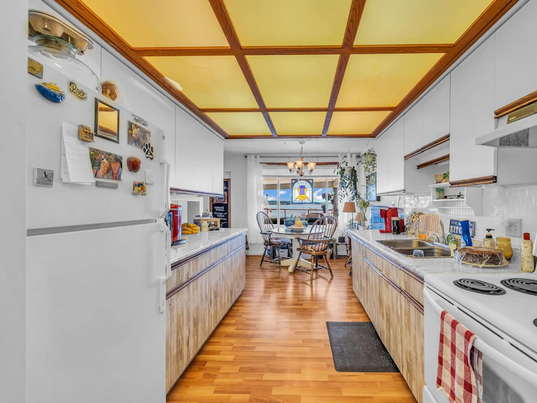 15187 Victoria Avenue, Surrey, BC, V4B 1G5 - 33