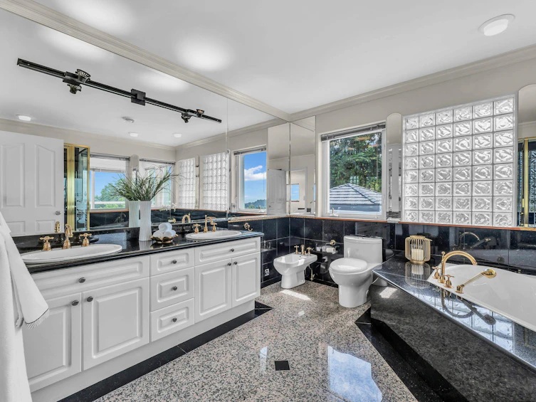 1507 Tyrol Road, West Vancouver, BC, V7S 3G5 - 30