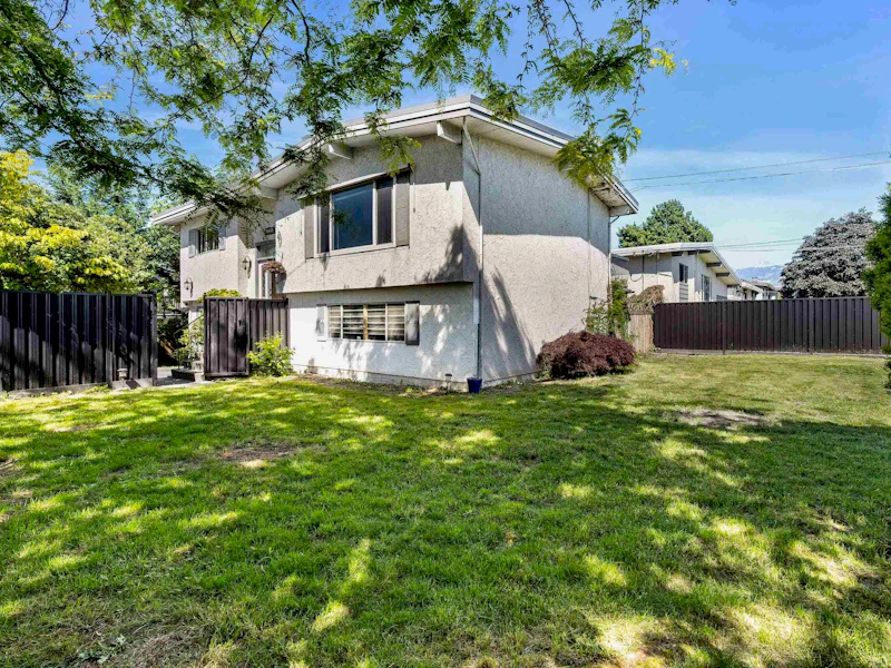 8650 Baker Drive, Chilliwack BC V2P 7A4