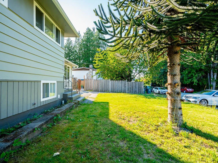 14848 Blackbird Crescent, Surrey, BC, V3R 4W6 - 4