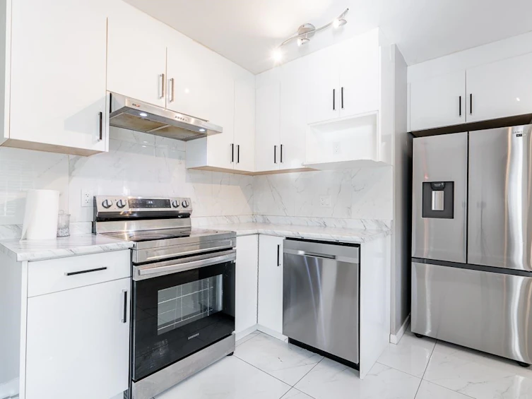 14848 Blackbird Crescent, Surrey, BC, V3R 4W6 - 13