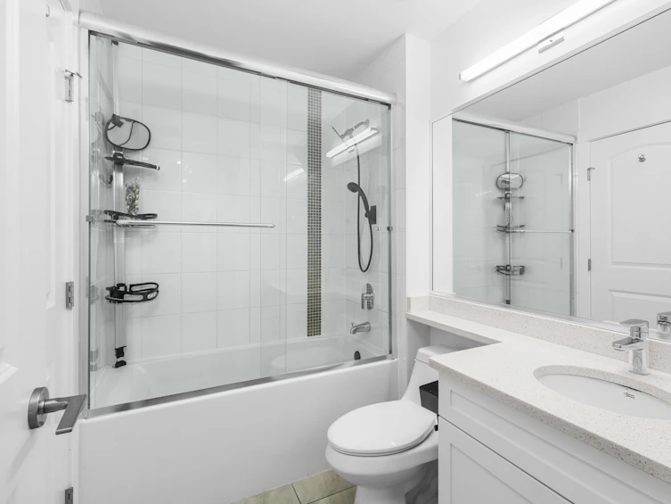 120-8183 121a, Surrey, BC, V3W 1S7 - 10
