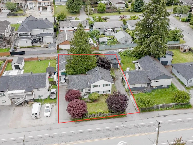9775 132 Street, Surrey, BC, V3T 3S5 - 13