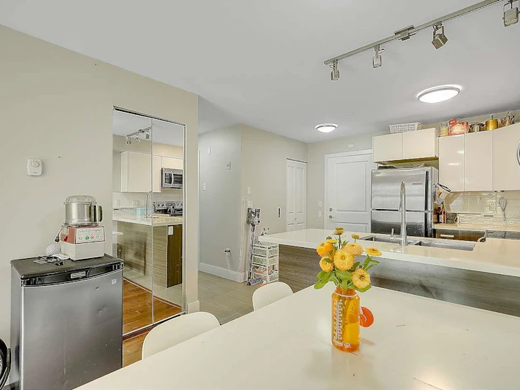 306-2408 E Broadway Street, Vancouver, BC, V5M 4T9 - 7