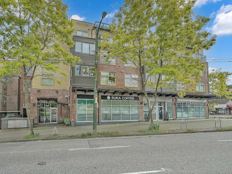 306-2408 E Broadway Street, Vancouver, BC, V5M 4T9 - 3
