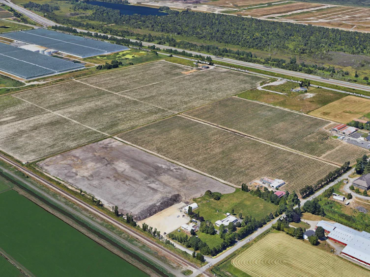 8442 Ladner Trunk Road, Delta, BC, V4K 3N3 - 30