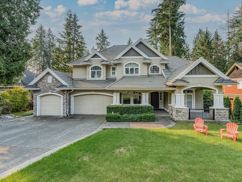 1052 Ravenswood Drive, Port Moody BC V3H 5M6