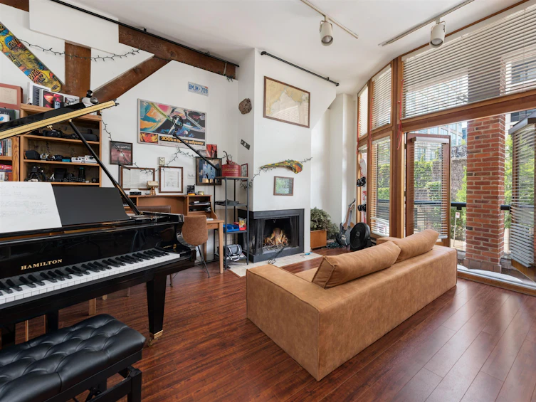 4-11-550 Beatty Street, Vancouver, BC, V6B 2L3 - 3