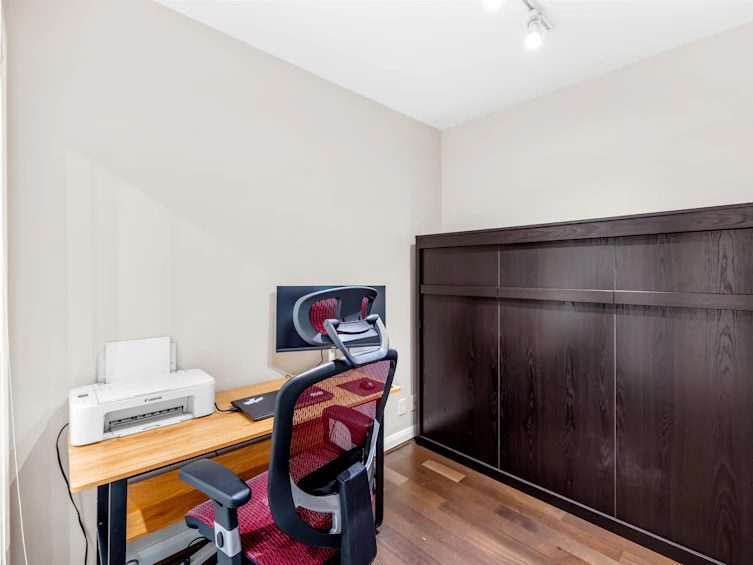 2502-888 Carnarvon Street, New Westminster, BC, V3M 0C6 - 10