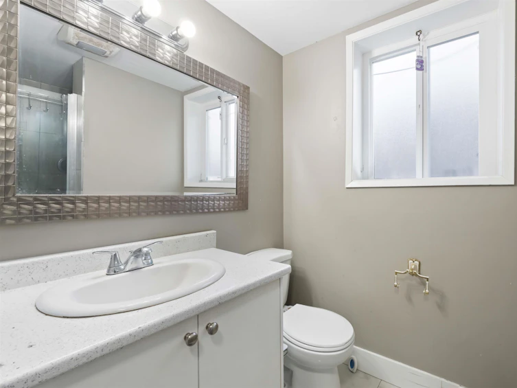 2652 Sunnyside Street, Abbotsford, BC, V2T 1Y4 - 21