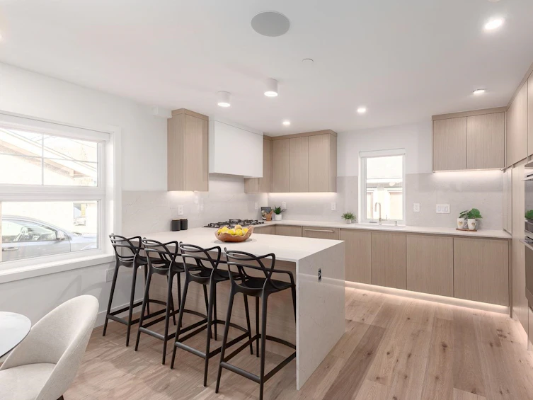 363 West 16th Avenue, Vancouver, BC, V5Y 1Z1 - 7