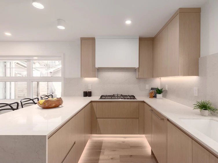 363 West 16th Avenue, Vancouver, BC, V5Y 1Z1 - 10