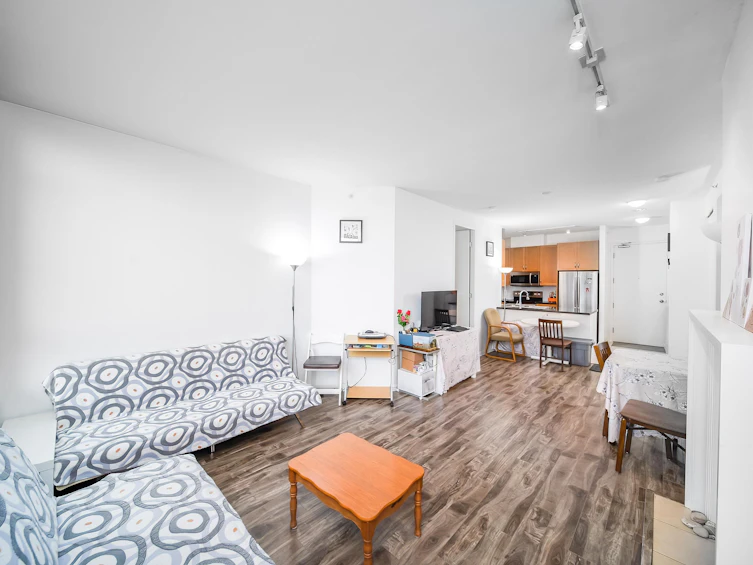 806-7368 Sandborne Avenue, Burnaby, BC, V3N 5C5 - 9