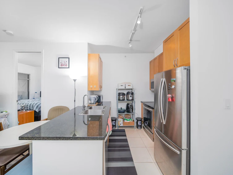 806-7368 Sandborne Avenue, Burnaby, BC, V3N 5C5 - 13