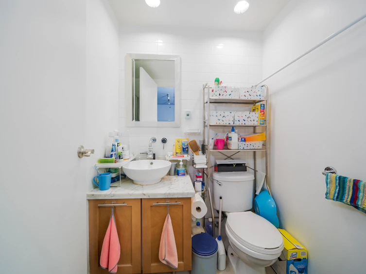 806-7368 Sandborne Avenue, Burnaby, BC, V3N 5C5 - 21
