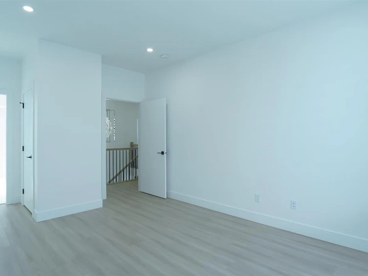 2540 Terminal Court, Abbotsford, BC, V4X 1L9 - 24