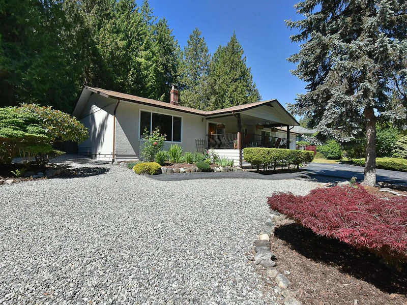 7631 Eureka Avenue, Secret Cove BC