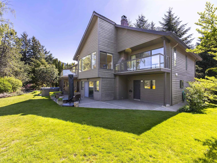 4711 Woodburn Court, West Vancouver, BC, V7S 3B3 - 2