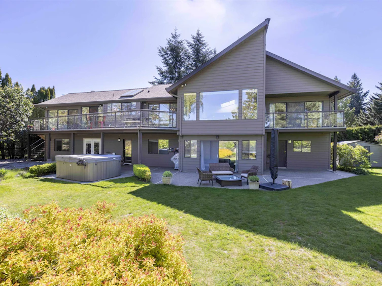 4711 Woodburn Court, West Vancouver, BC, V7S 3B3 - 3