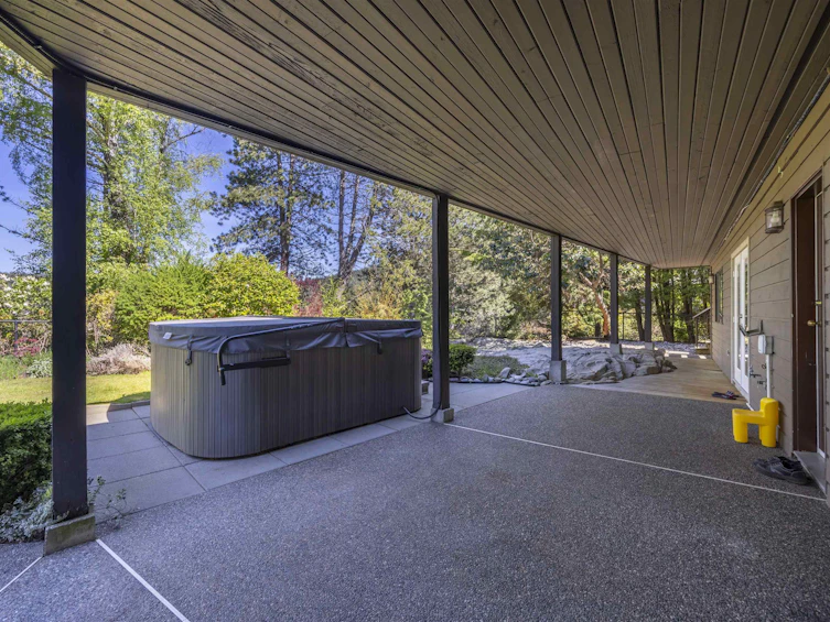 4711 Woodburn Court, West Vancouver, BC, V7S 3B3 - 5