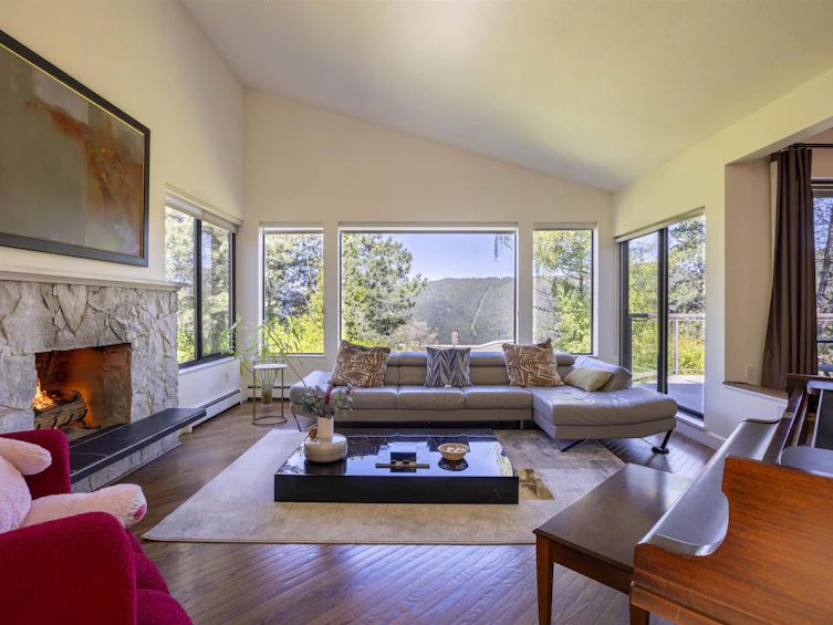 4711 Woodburn Court, West Vancouver, BC, V7S 3B3 - 13