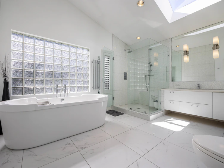 4711 Woodburn Court, West Vancouver, BC, V7S 3B3 - 35
