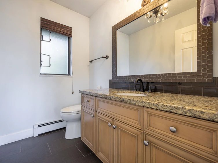 4711 Woodburn Court, West Vancouver, BC, V7S 3B3 - 38